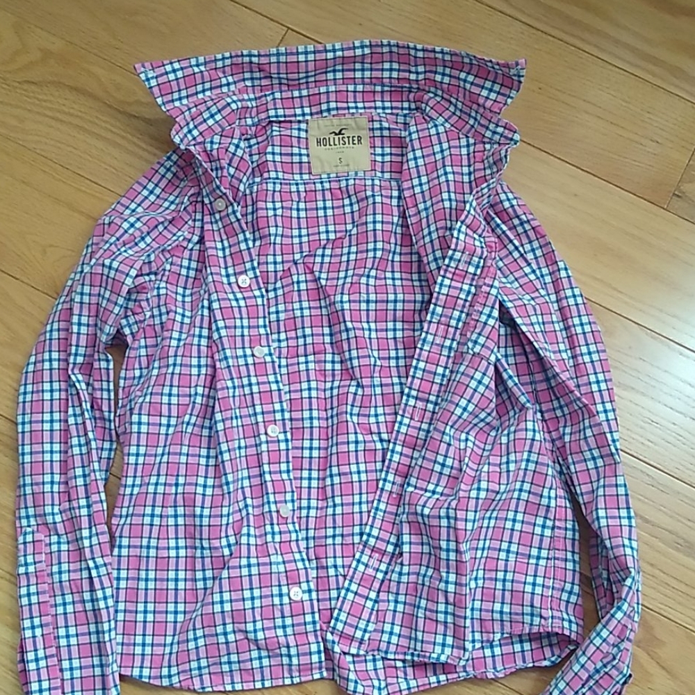 Hollister shirt